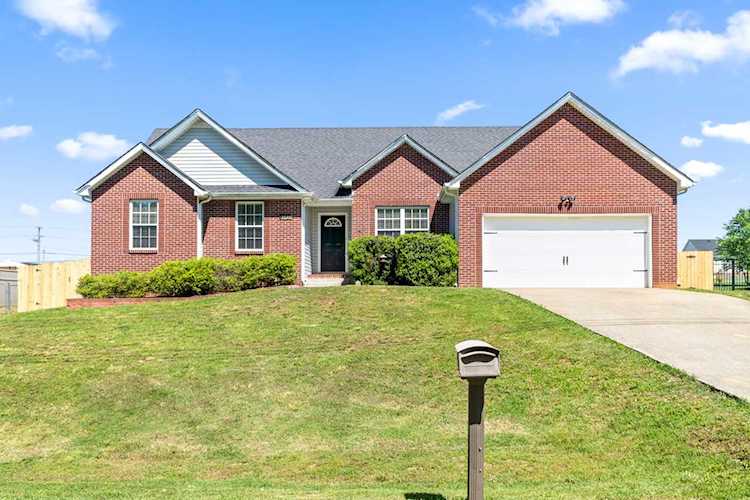 3721 Priest St Clarksville, TN 37040 | MLS 2155630 Photo 1