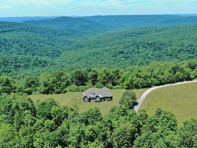 Hcr62 Box 205 C, Ozone, Newton county, AR 72854