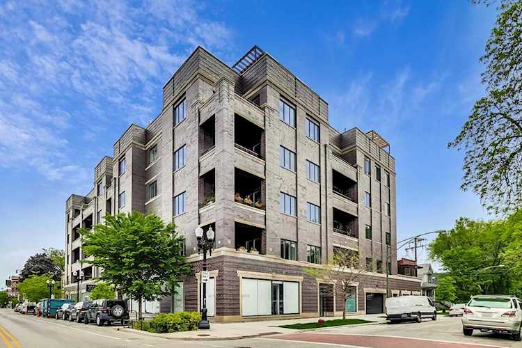 4802 N Bell Ave #203 Chicago, IL 60625