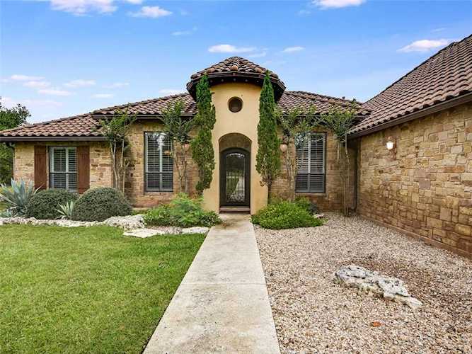 284 Nicholas Ln Driftwood, TX 78619