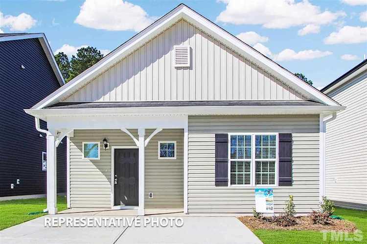 22 Yellow Jacket Ridge Clayton, NC 27520