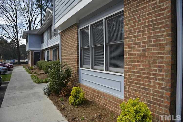 109 Old Cooper Square #5 Chapel Hill, NC 27517