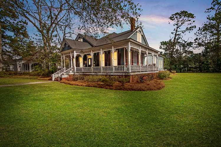 512 N Eufaula Ave Eufaula, AL 36027