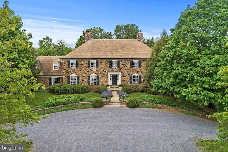 33024 Sunken Ln Upperville, VA 20184