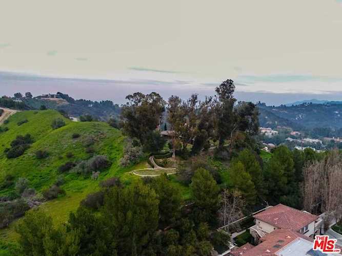 2601 Summitridge Drive Beverly Hills, CA 90210