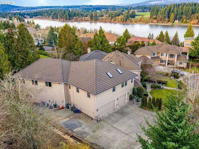 2238 NW Trout Ct Camas, WA 98607