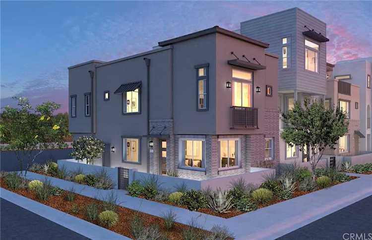 632 Daniel Freeman Circle Inglewood, CA 90301