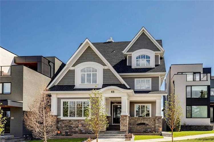 65 Trasimeno Crescent SW Calgary, AB T3E 8B9