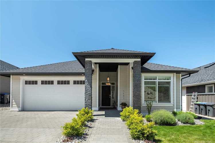 5482 Mountainside Lane Kelowna, BC V1W5H1