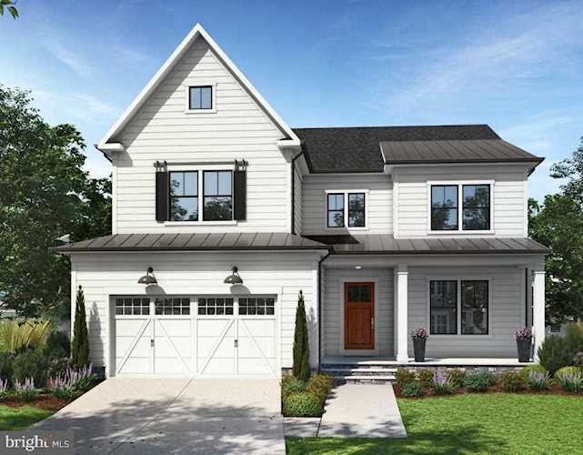 405 John Marshall Dr NE Vienna, VA 22180
