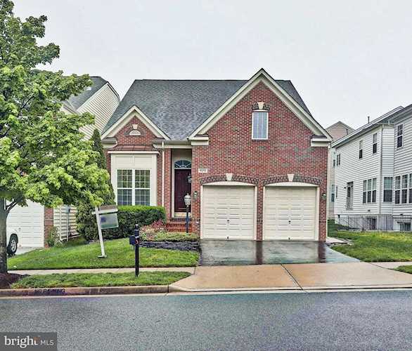 9093 Purvis Dr Lorton, VA 22079