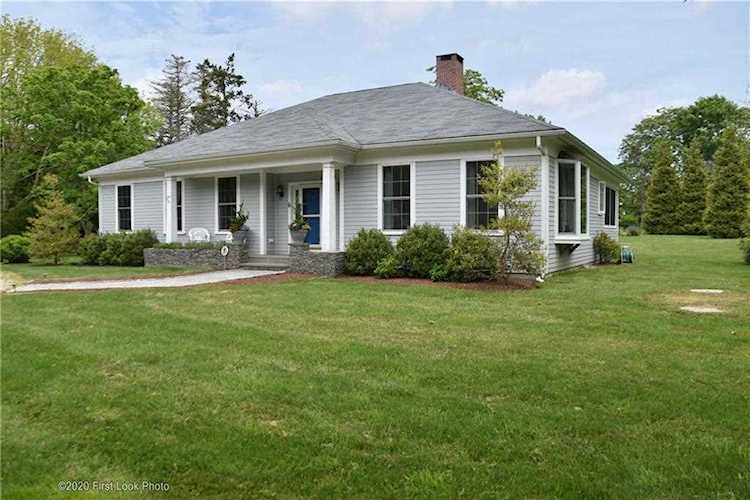 688 West Main Rd Little Compton, RI 02837