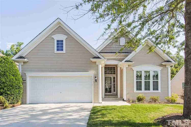1022 Ventnor Place Cary, NC 27519