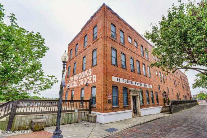 18 S Water Street Wilmington, NC 28401