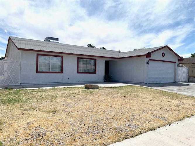 4261 Skyview Dr Las Vegas, NV 89104