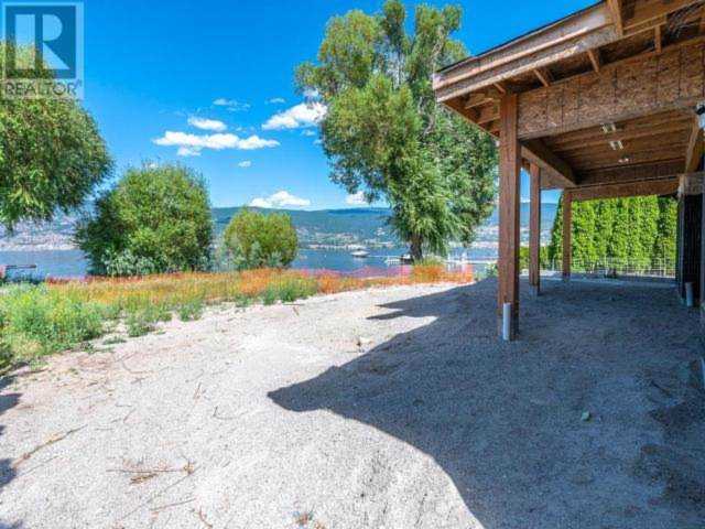 2620 Landry Cres Summerland, BC V0H1Z0