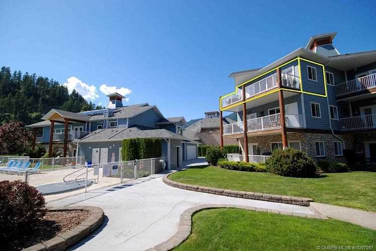 1118 Riverside Avenue #B305 Sicamous, BC V0E2V1