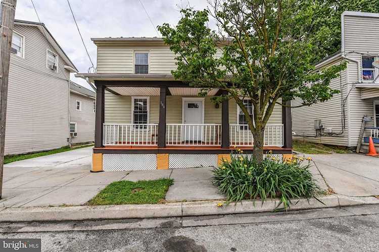 106 Church St New Windsor, MD 21776