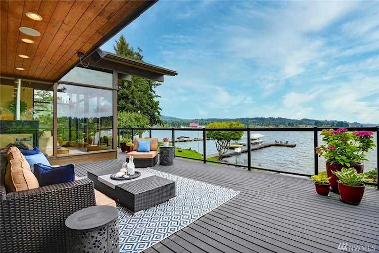 10929 SE Lake Rd Bellevue, WA 98004
