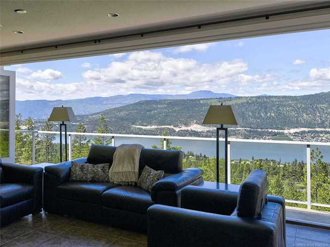 5668 Oyama Lake Road Lake Country, BC V4V2C9
