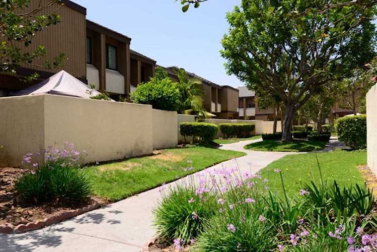 1381 S Walnut Street #2808 Anaheim, CA 92802