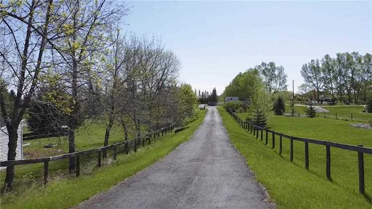 242069 8 Street E Rural Foothills County, AB T1S 3L2