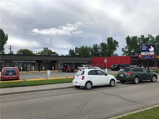 2308 24 St SW Calgary, AB T2T 5H8