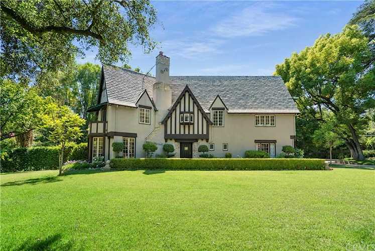 65 S San Rafael Avenue Pasadena, CA 91105