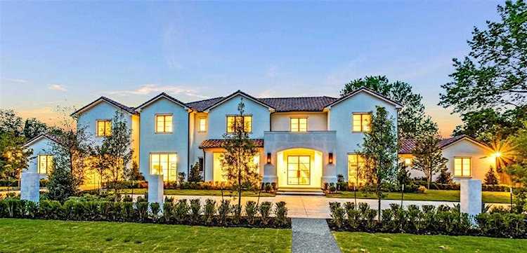 4831 S Lindhurst Avenue Dallas, TX 75229