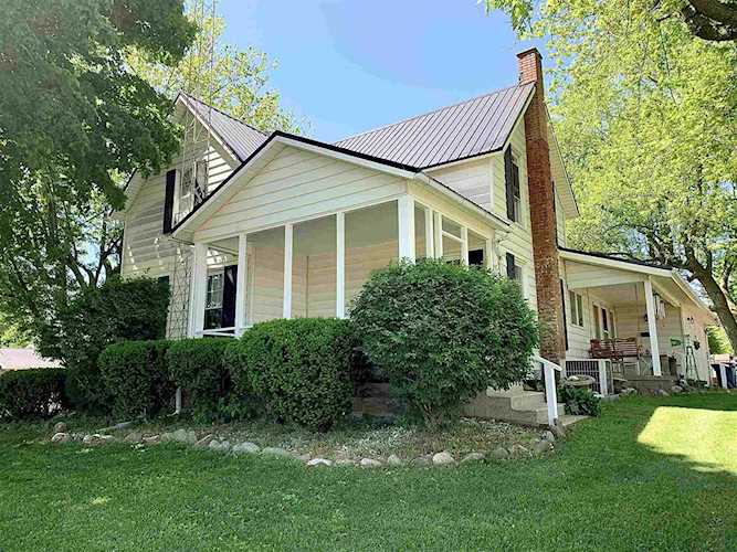 407 E North Street Bourbon, IN 46504 | MLS 202021300 Photo 1