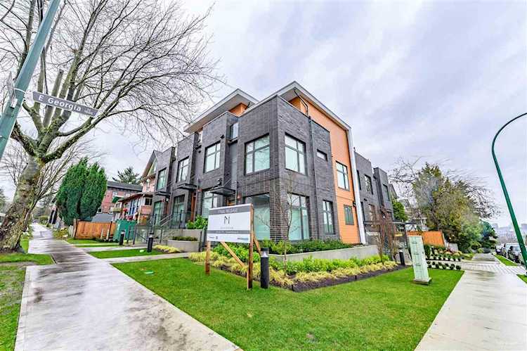 707 Victoria Drive #TH6 Vancouver, BC V5L 4E5