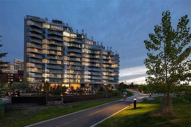 738 1 Ave SW #1108 Calgary, AB T2P 5G8