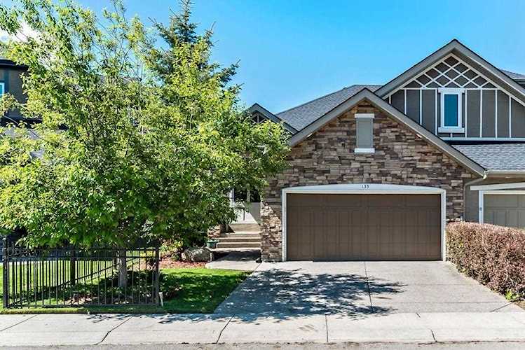 135 Cranleigh Way SE Calgary, AB T3M 0A1