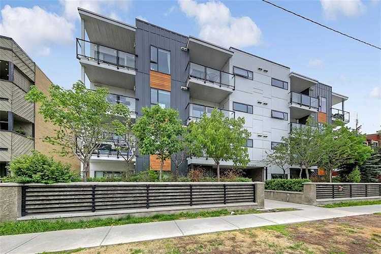 1521 26 Avenue SW #301 Calgary, AB T2T 1C4