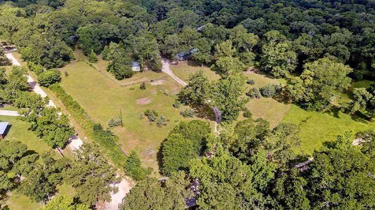 18357 Molk Rd Willis, TX 77378