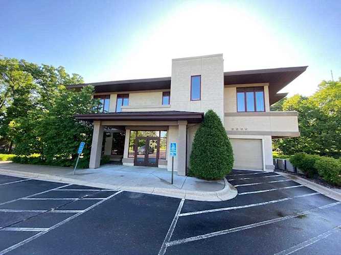 4640 Nicols Road Eagan, MN 55122