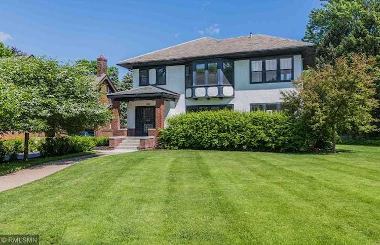 1559 Summit Avenue Saint Paul, MN 55105