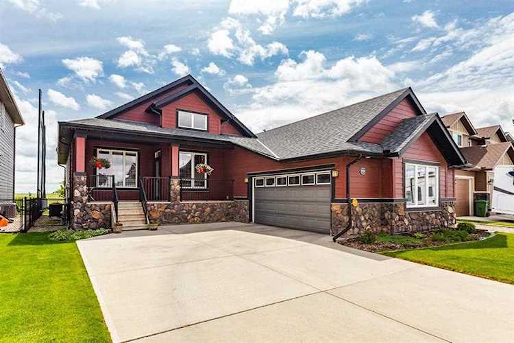 221 Boulder Creek Drive S Langdon, AB T0J 1X3