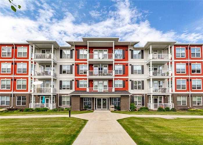 1 Crystal Green Ln #310 Okotoks, AB T1S 0C5