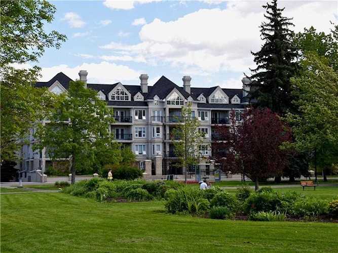 630 10 St NW #401 Calgary, AB T2N 1W3