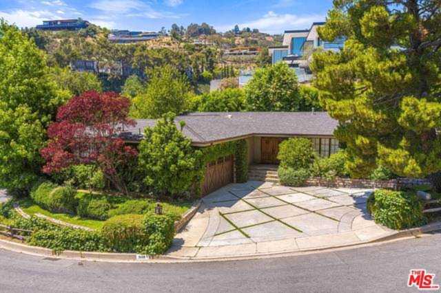 1669 N Doheny Drive Los Angeles, CA 90069