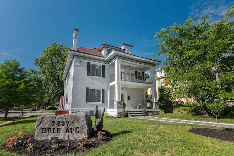 2497 Erie Avenue Cincinnati, OH 45208