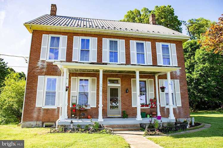 3910 Bark Hill Rd Union Bridge, MD 21791