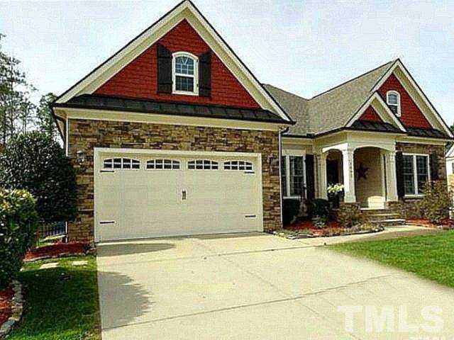 2695 Jenkins Lake Court Fuquay Varina, NC 27526