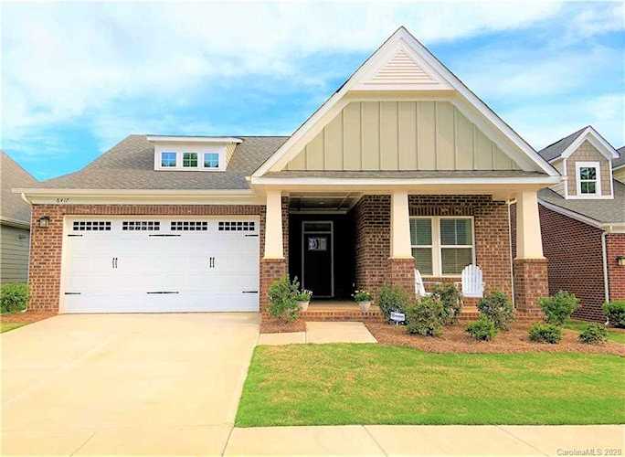 6417 Brighton Park Dr Mint Hill, NC 28227
