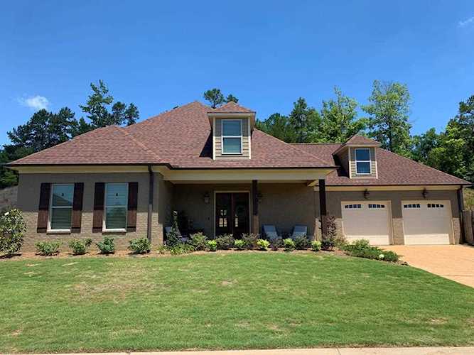 907 Tuscan View Oxford, MS 38655