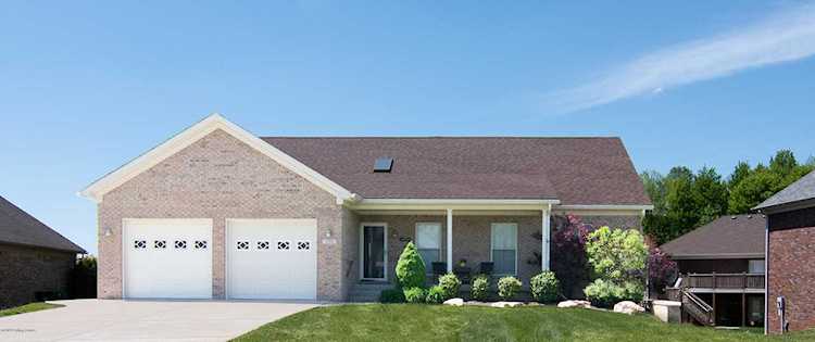 3204 Rolling Oak Blvd Louisville, KY 40214 | MLS 1558153 Photo 1