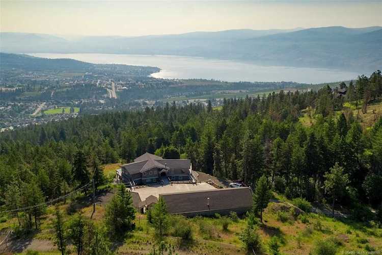 3684 Gates Road West Kelowna, BC V4T1A3