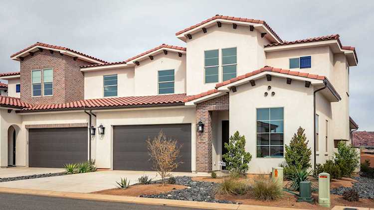 3780 Arcadia DR #25 Santa Clara, UT 84765