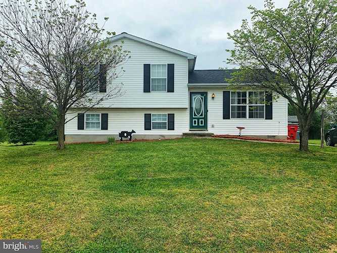 240 Whirlwind Martinsburg, WV 25404 | MLS ® WVBE177224 Photo 1